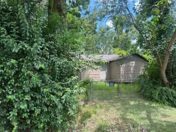 6025 Woodview Drive, Houston, TX 77396 - #2