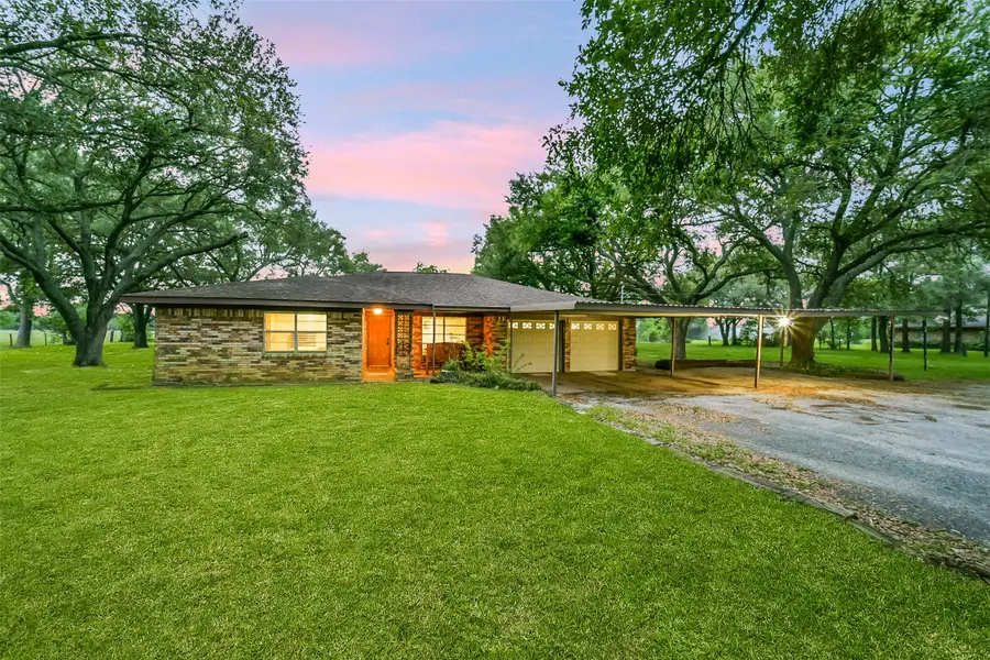 9606 Needville Fairchilds Road, Needville, TX 77461 - #2