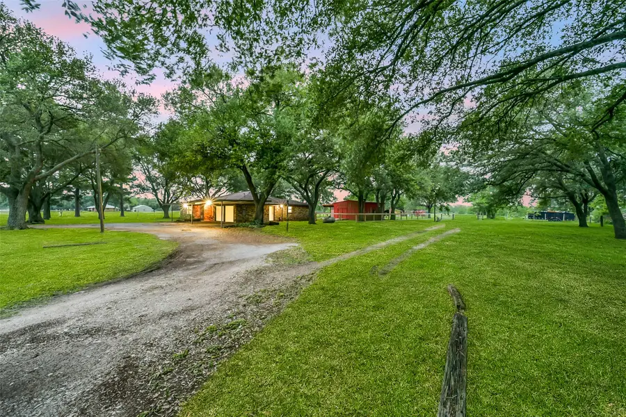 9606 Needville Fairchilds Road, Needville, TX 77461 - #3