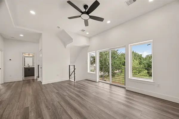2711 Dennis Street, Houston, TX 77004