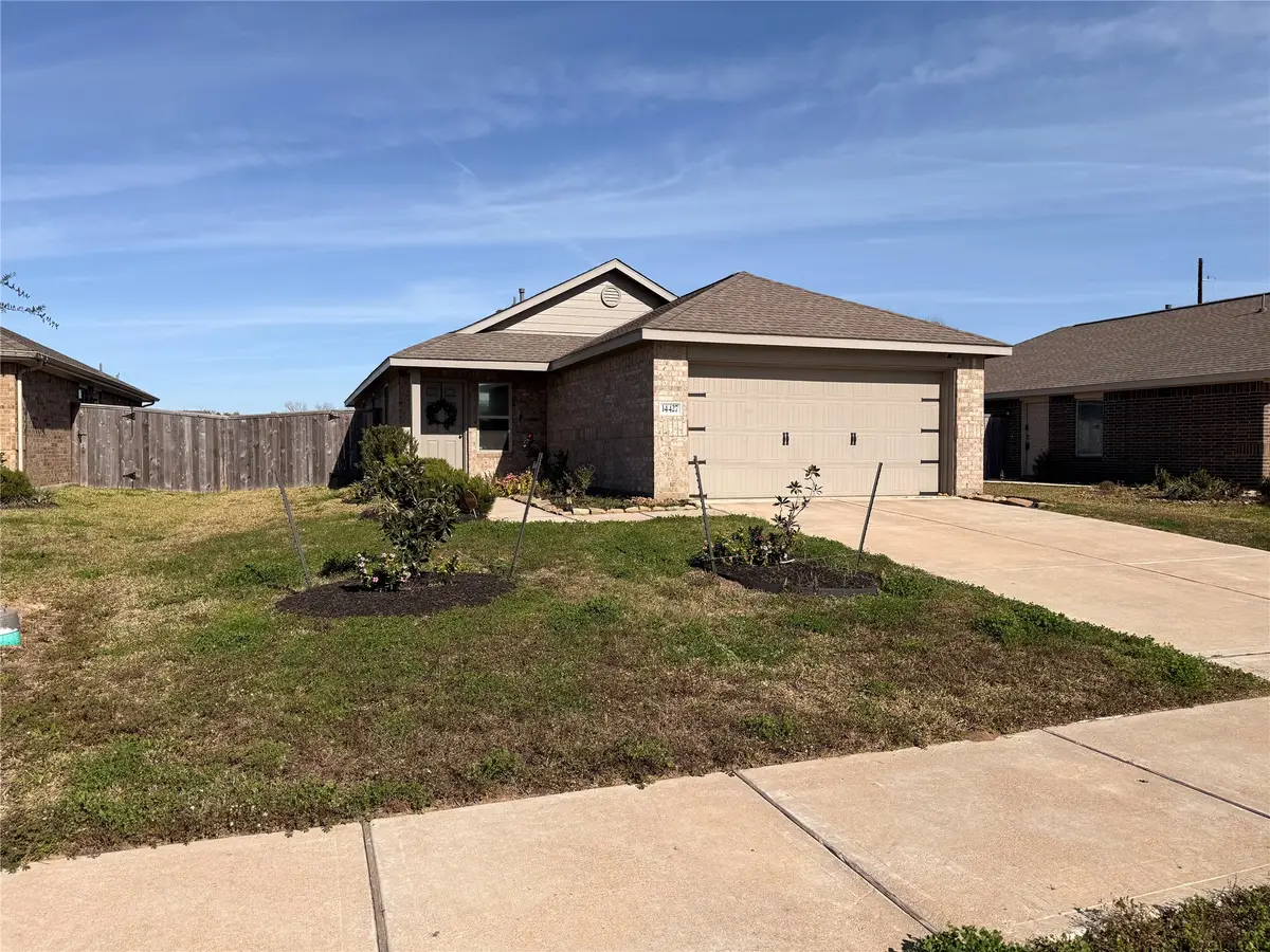 14427 Woodcott Warren Way, Fresno, TX 77545 - #1