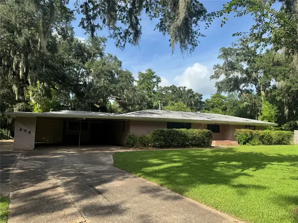 408 Oak Drive, Lake Jackson, TX 77566