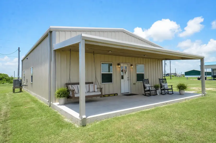 39 Tiger Shark Lane, Palacios, TX 77465 - #2