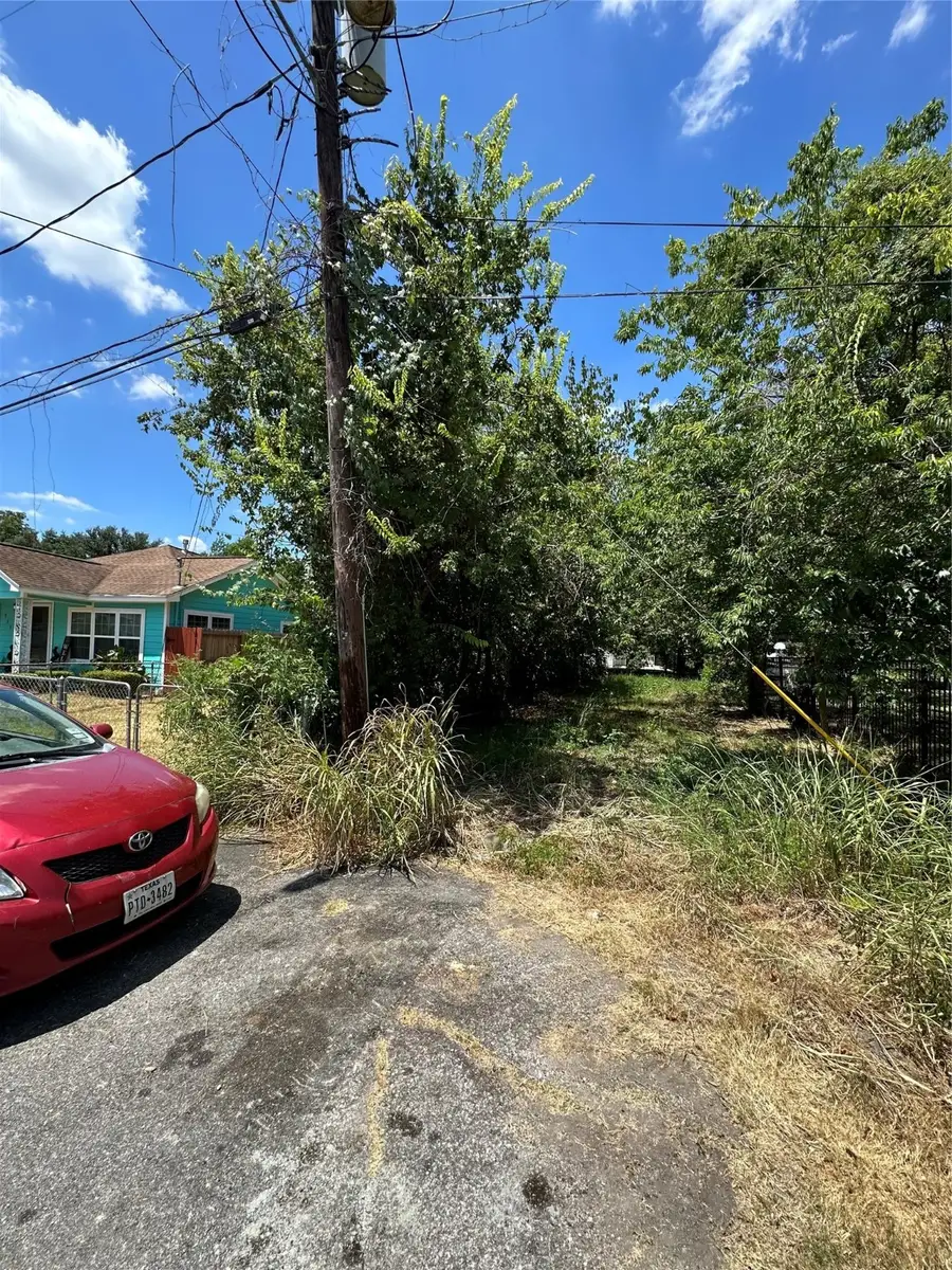 715 E 34th Street, Houston, TX 77022 - Image #3