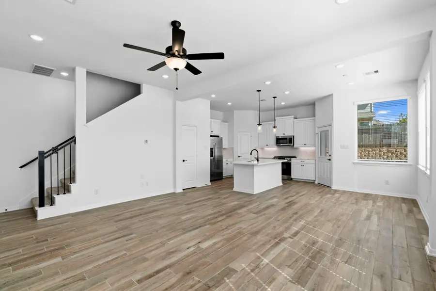 106 West Coralburst Loop, Montgomery, TX 77316 - #2