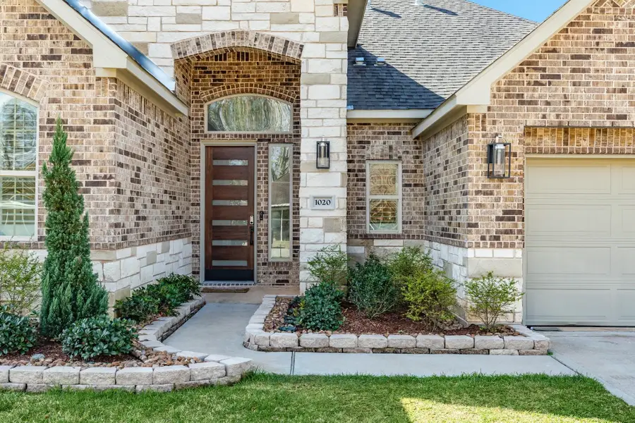 1020 Oak Street, West Columbia, TX 77486 - #3