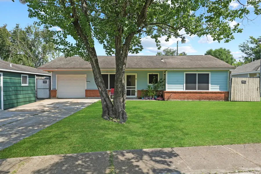 8506 Montridge Drive, Houston, TX 77055 - Image #3