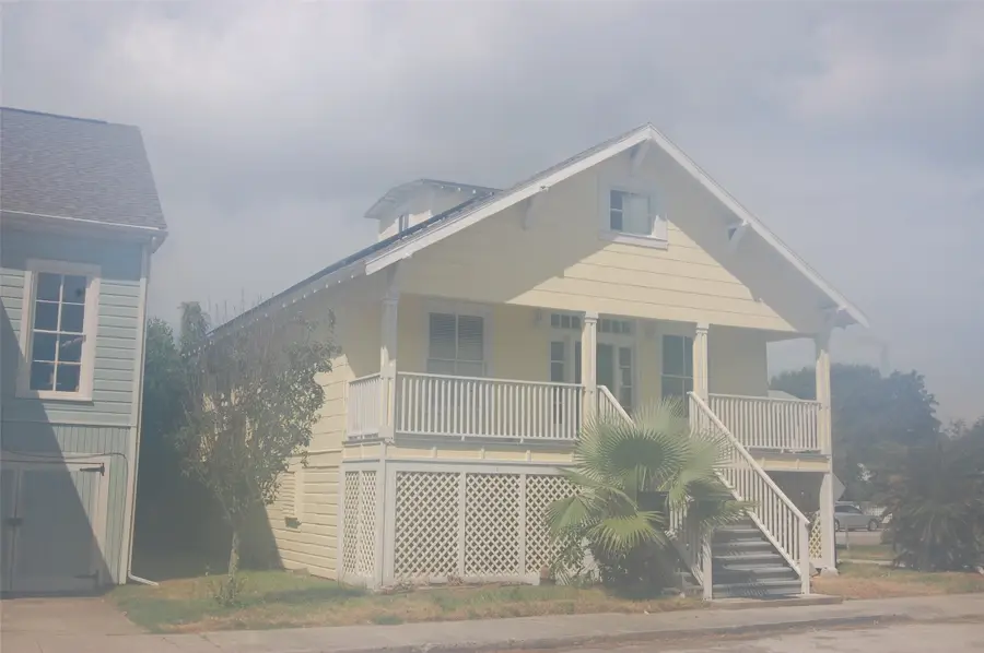 2401 38th Street, Galveston, TX 77550 - #2