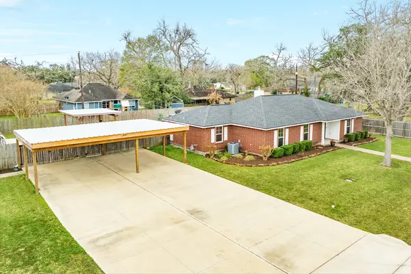 509 Humble Drive, West Columbia, TX 77486