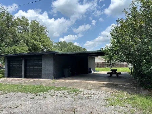 3900 Aggie Drive, Bay City, TX 77414 - Image #3