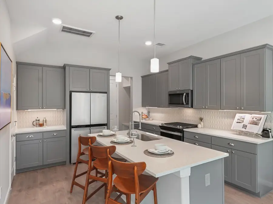 5204 Amber Sunrise Drive, Houston, TX 77018 - Image #2