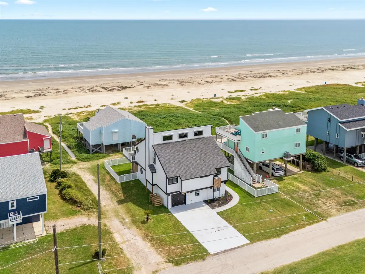 23143 Gulf Drive, Galveston, TX 77554 - Image #1