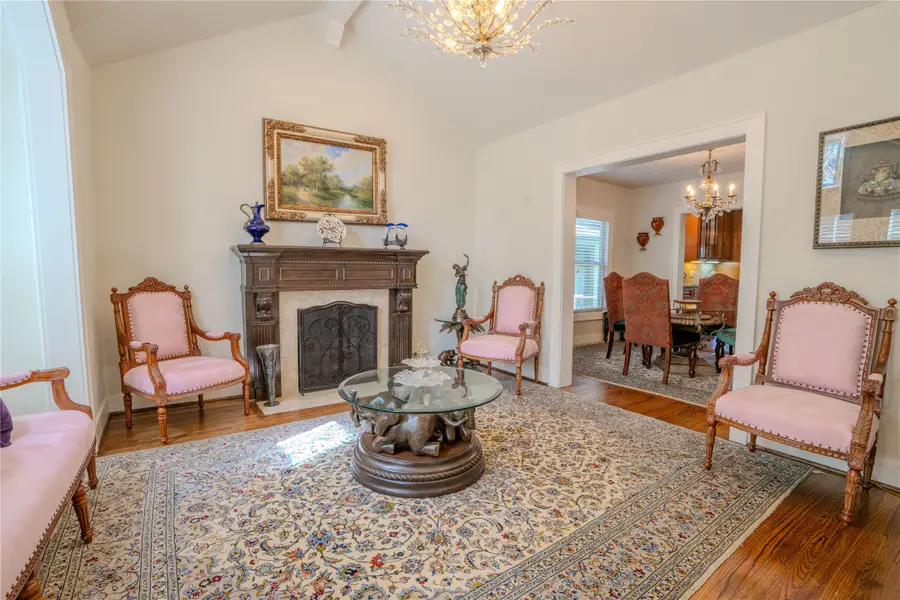 1606 W Harvard Street Ne, Houston, TX 77008 - #2