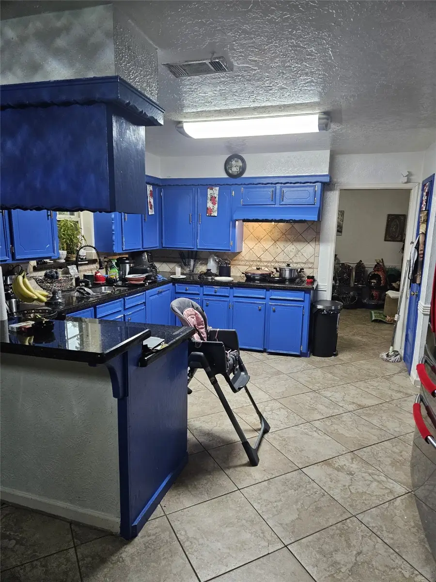 10515 Idlebrook Drive, Houston, TX 77070 - Image #2