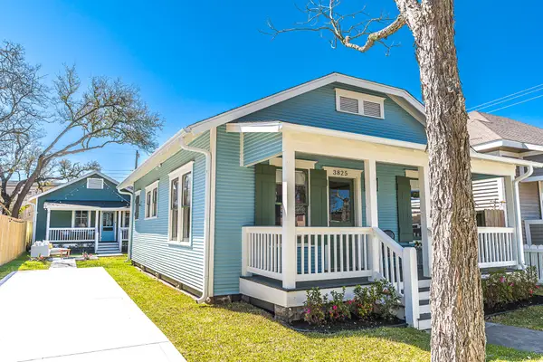 3825 Avenue N 1/2, Galveston, TX 77550