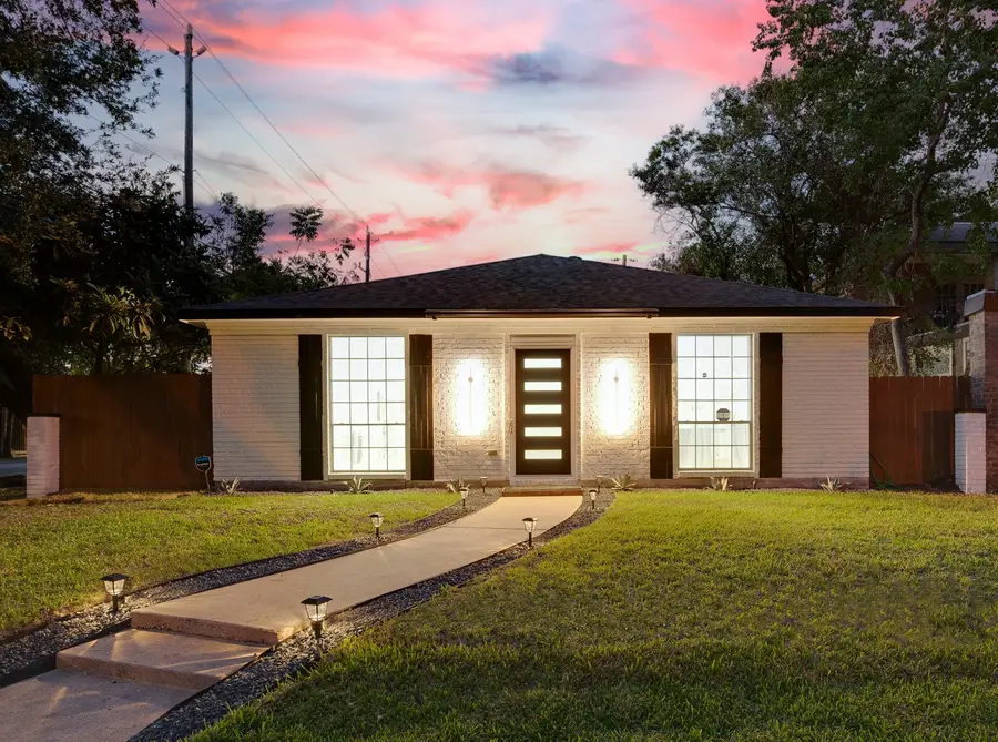 2350 Wroxton Road, Houston, TX 77005 - Image #2