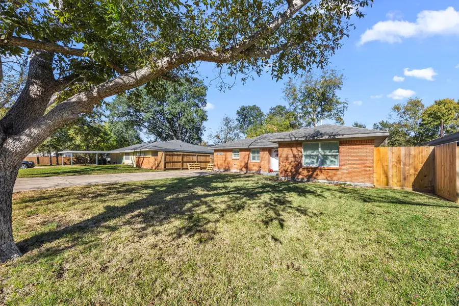 7025 Prentiss Drive, Houston, TX 77061 - Image #2