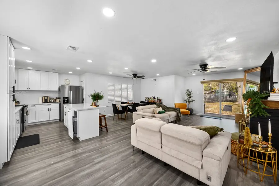 7025 Prentiss Drive, Houston, TX 77061 - Image #3