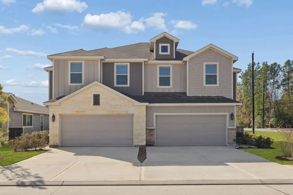 9909 and 9913 Grosbeak Lane, Magnolia, TX 77354 - #1