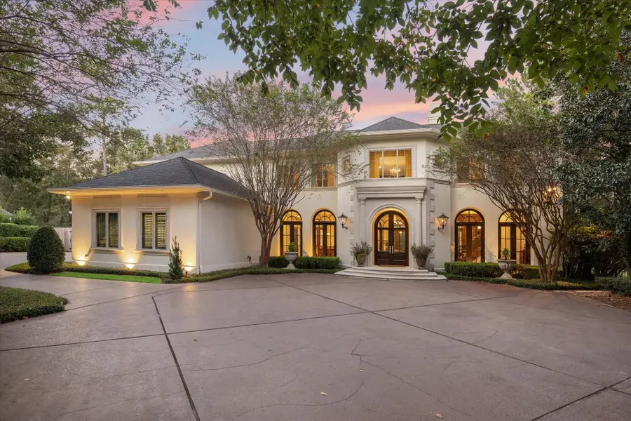 47 N Regent Oak, The Woodlands, TX 77381 - Image #2