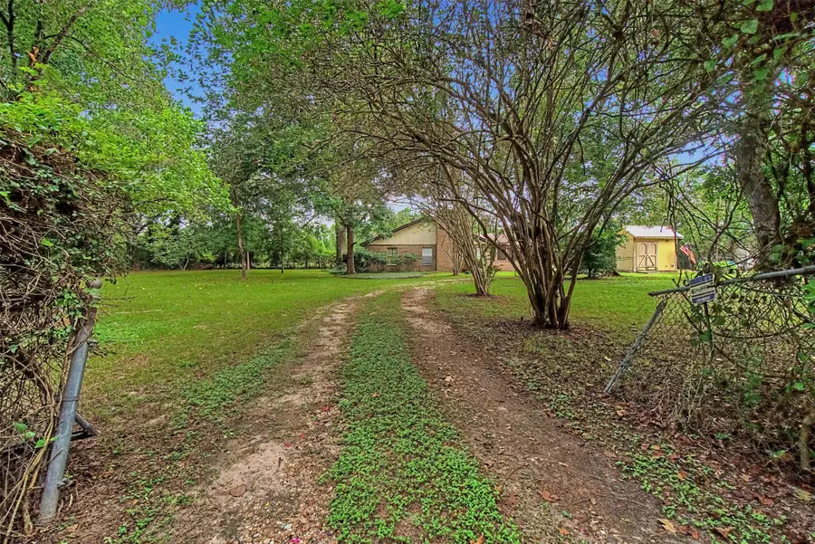 6556 Golden Oaks Drive, Conroe, TX 77385 - #2
