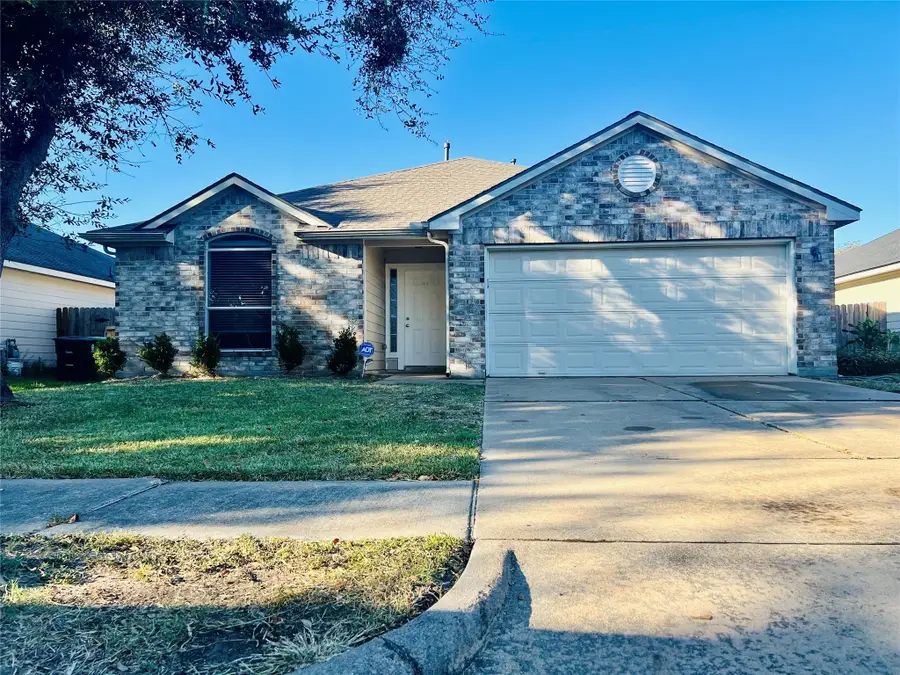 4418 Colomba Street, Houston, TX 77045 - Image #2