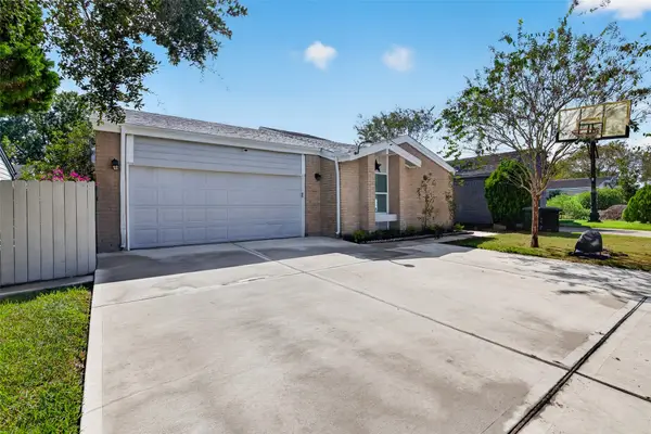 6323 Dawnridge Drive, Houston, TX 77035