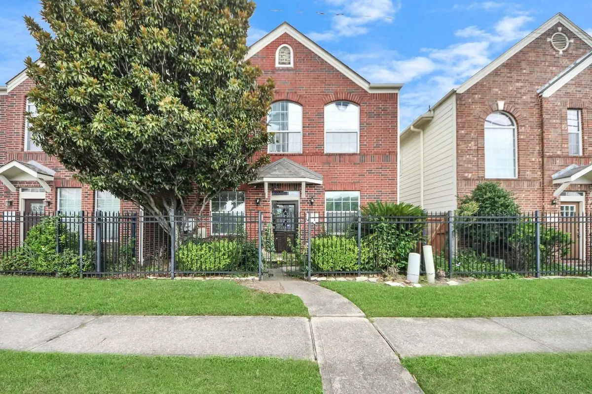 1749 Aden Drive, Houston, TX 77003 - Image #1