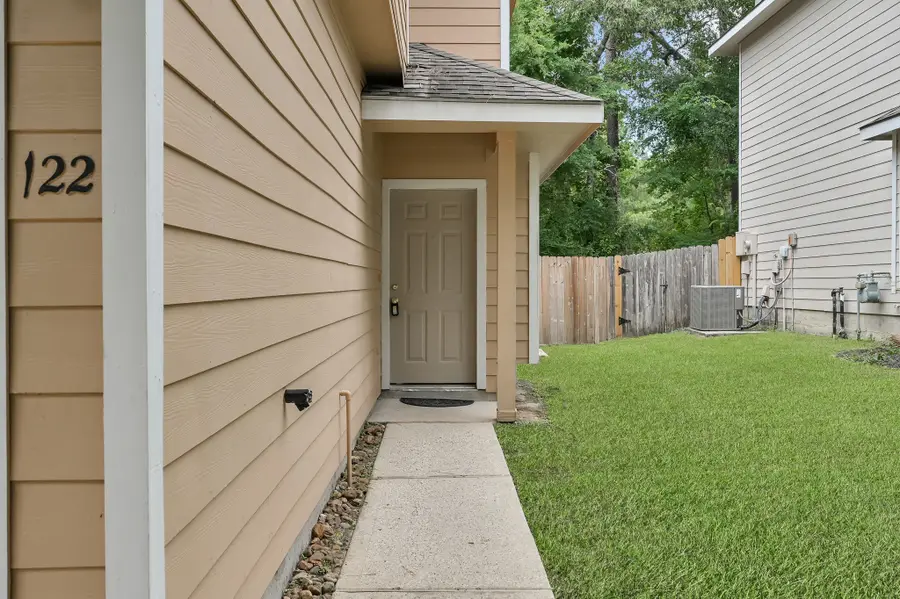 122 N N Camelia Grove Circle, The Woodlands, TX 77382 - Image #3