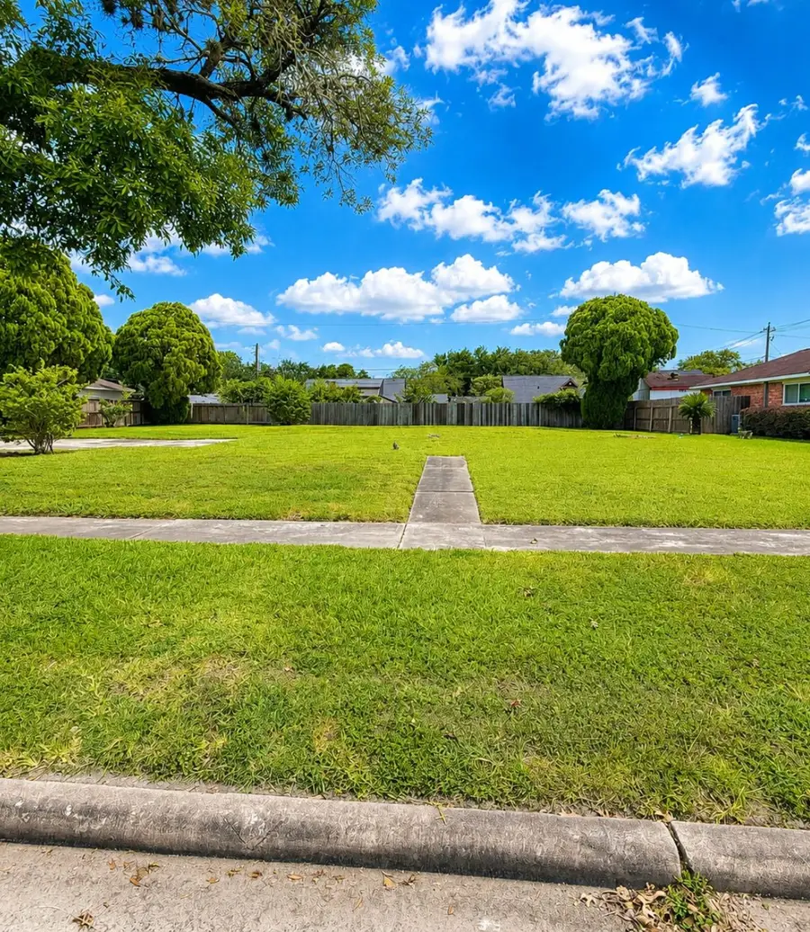 12914 White Heather Drive, Houston, TX 77045 - #2