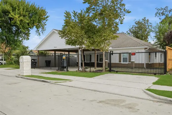 7514 Meadowshire Street, Houston, TX 77037