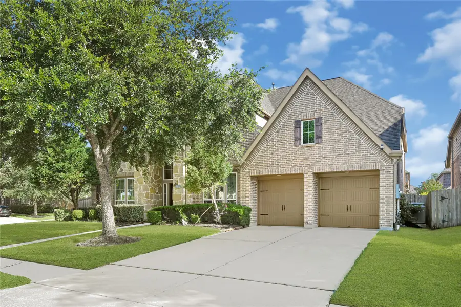 13617 Fountain Mist Drive, Pearland, TX 77584 - Image #2