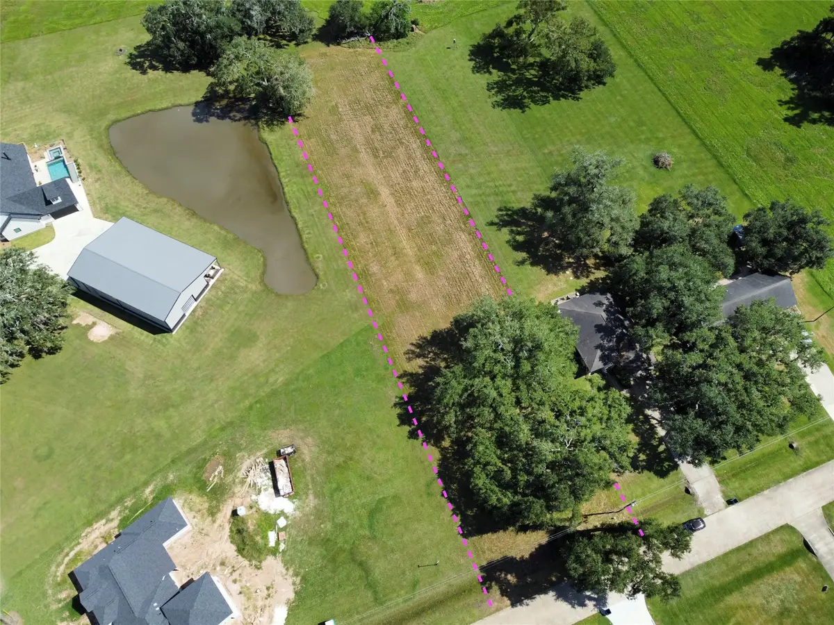 158 Cattle Drive Trail, Angleton, TX 77515 - Image #1