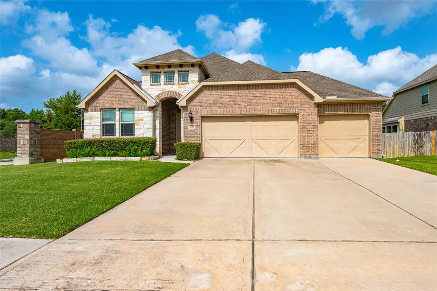3216 Parker Drive, Pearland, TX 77584 - #2