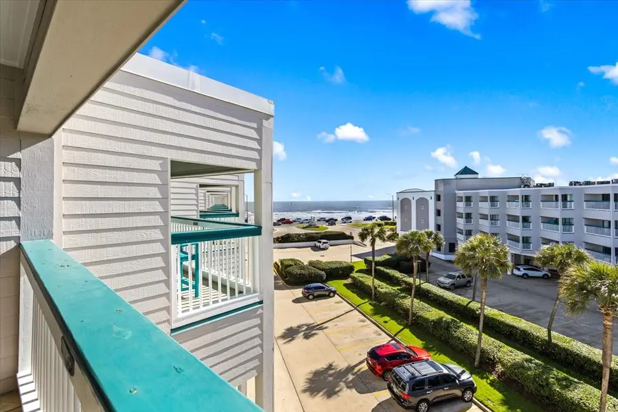 6102 Seawall Boulevard #322, Galveston, TX 77551 - Image #2