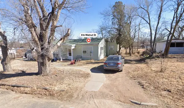 516 N Walnut Street, Mclean, TX 79057