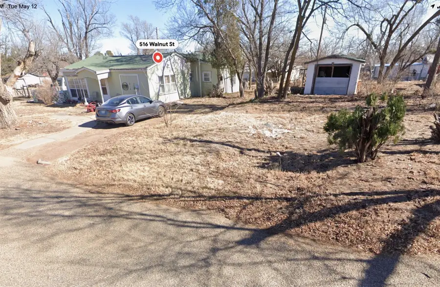 516 N Walnut Street, McLean, TX 79057 - #2