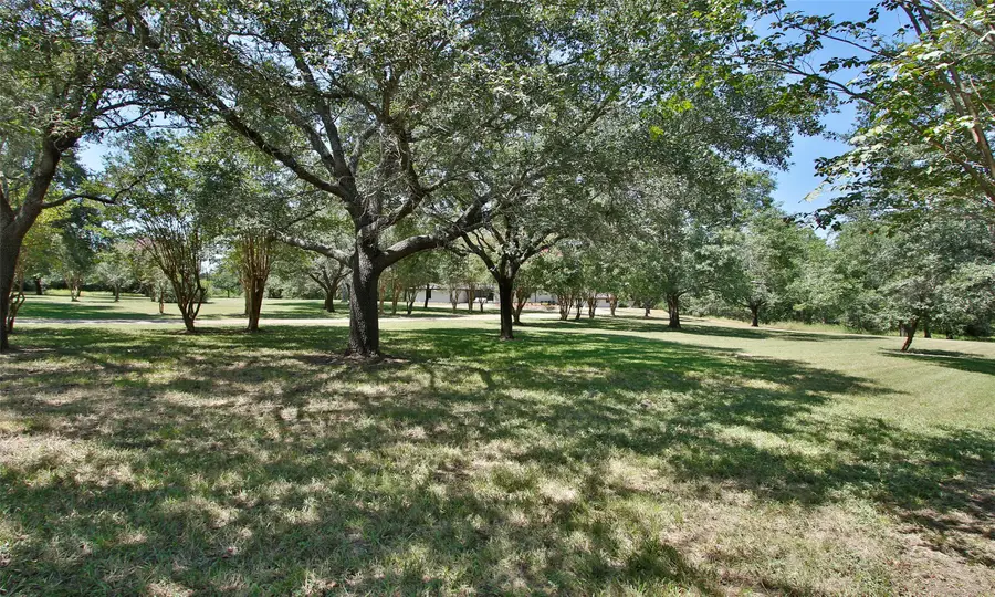 3706 County Road 409, Navasota, TX 77868 - Image #2