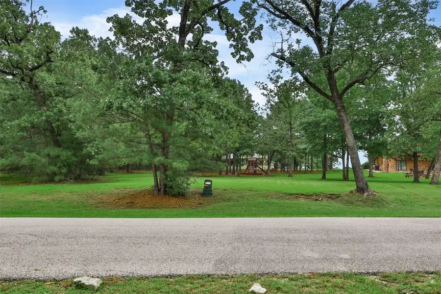 29 Lakecrest Lane, Huntsville, TX 77340 - #3