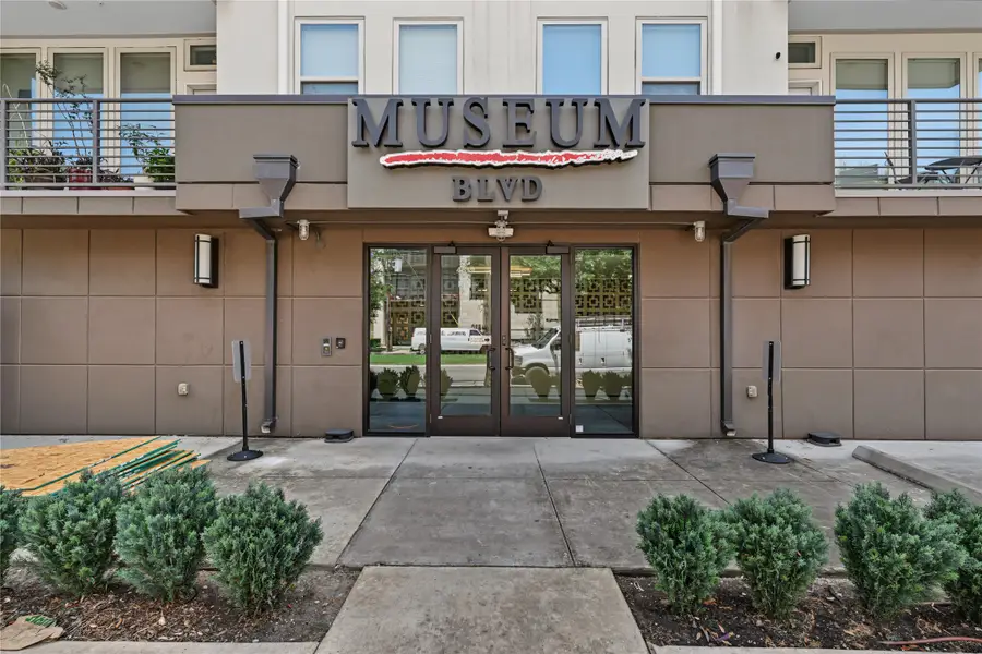 4819 Caroline Street #111, Houston, TX 77004 - #3