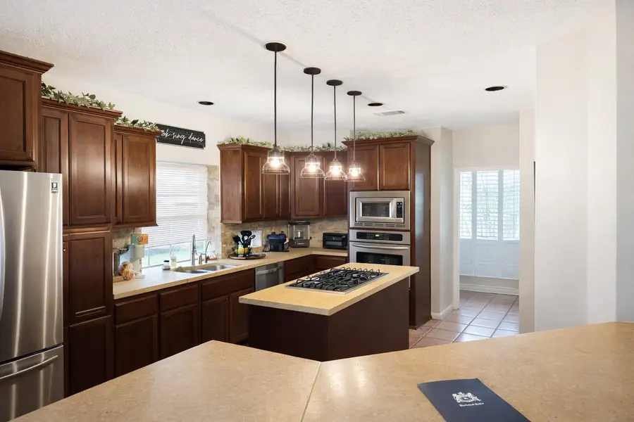 3009 Park Lane Drive, Baytown, TX 77521 - #3