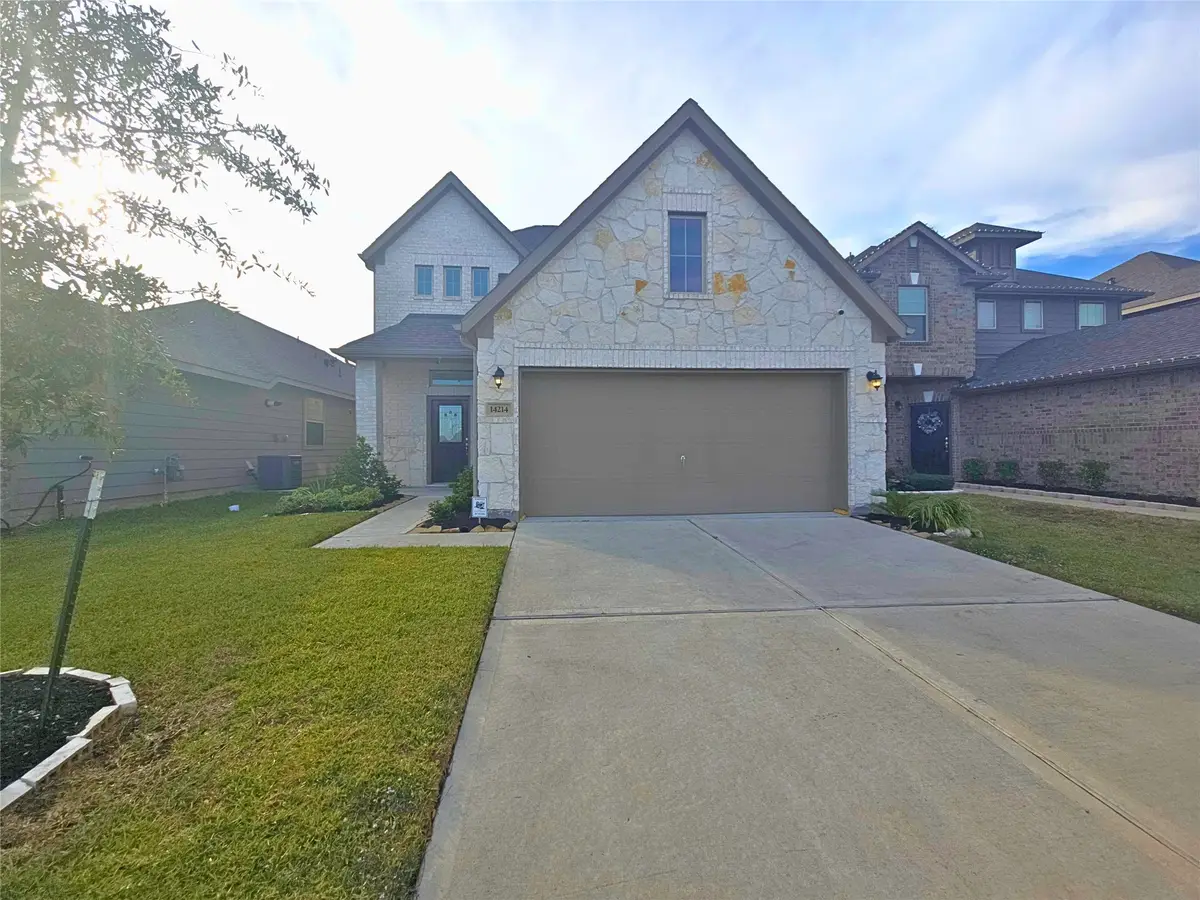 14214 Singing Oaks Trail, Houston, TX 77045 - Image #1