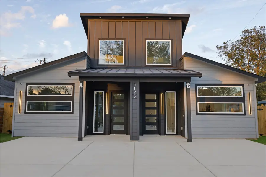 5125 Doolittle Boulevard, Houston, TX 77033 - Image #3