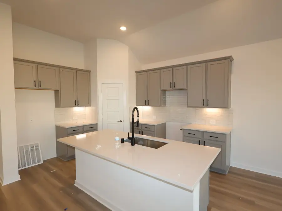 644 Spring Ashberry Court, Magnolia, TX 77354 - Image #2