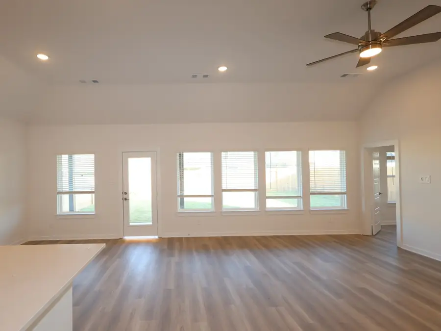 644 Spring Ashberry Court, Magnolia, TX 77354 - Image #3