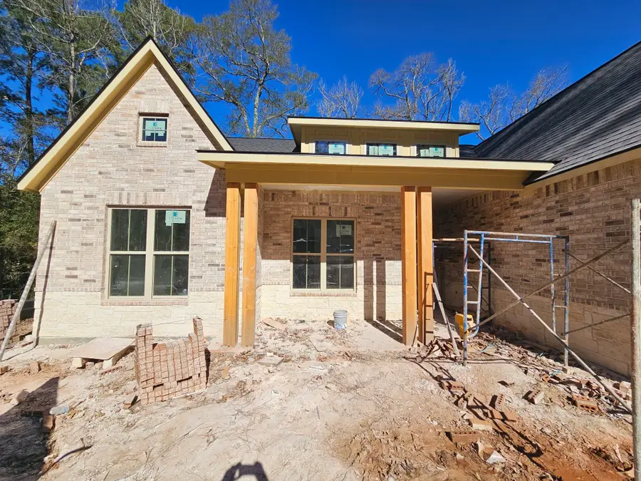 2112 Greentree Drive, Huntsville, TX 77340 - Image #3