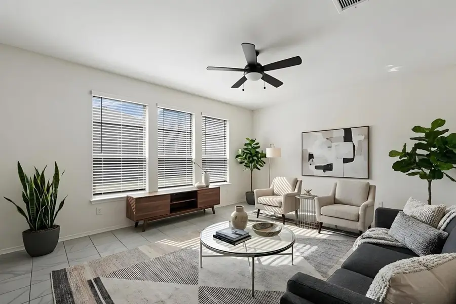 232 Robert Hightower Drive, Jarrell, TX 76537 - #3