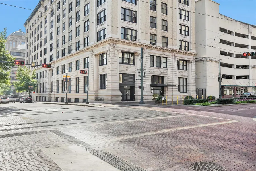 201 Main Street #3G, Houston, TX 77002 - Image #2