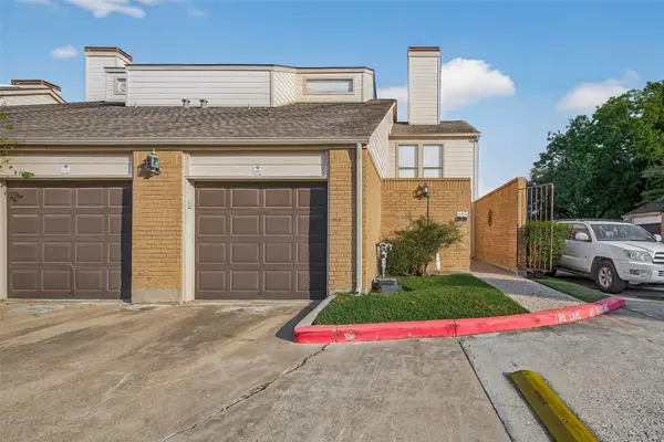 2277 S Kirkwood Road #1002, Houston, TX 77077