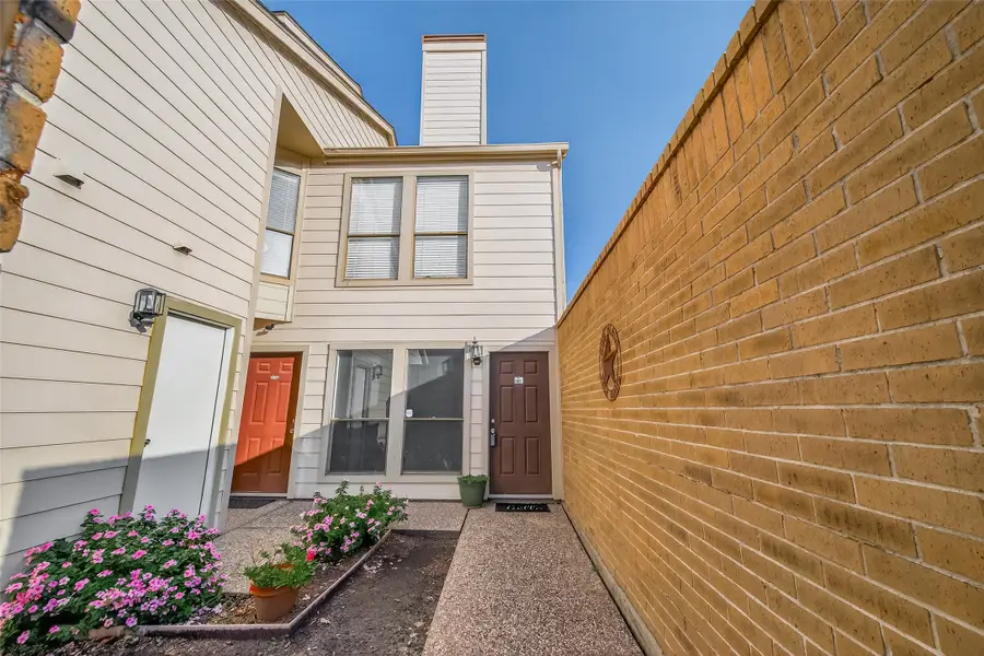 2277 S Kirkwood Road #1002, Houston, TX 77077 - Image #3